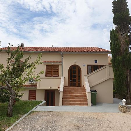 Apartments Davorka Banjol Dış mekan fotoğraf