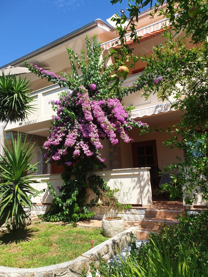 Apartments Davorka Banjol Dış mekan fotoğraf