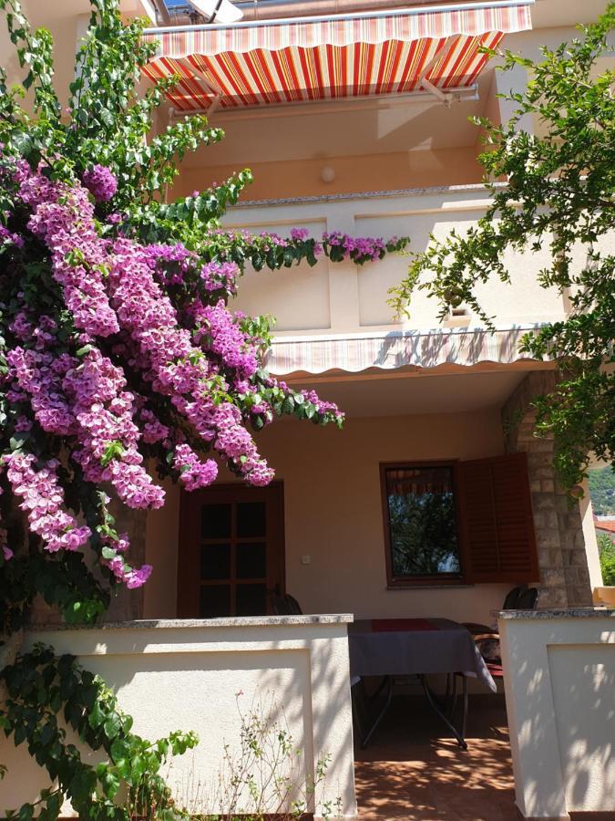 Apartments Davorka Banjol Dış mekan fotoğraf